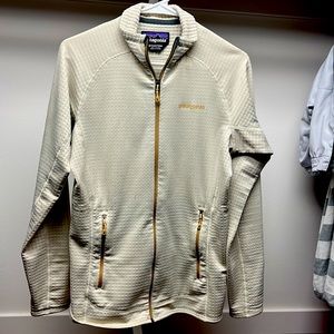 Patagonia R1 zip up